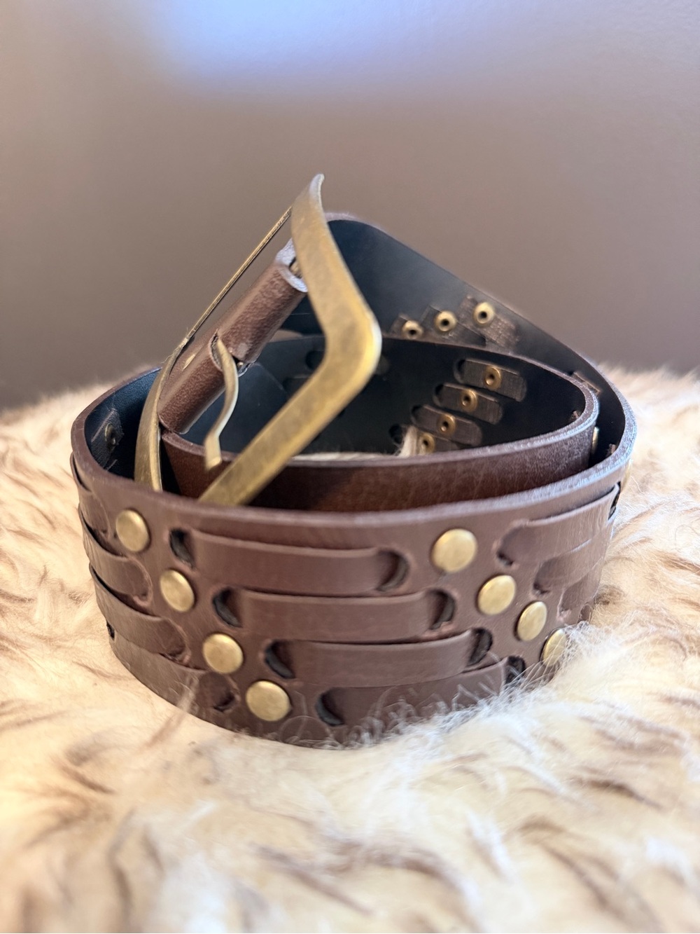 Braided Brown Studded Belt with Antique Brass Buckle 🐴 - Picture 2 of 3